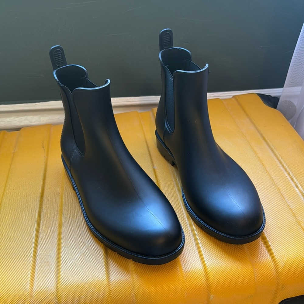Black rain boots size 39 | women’s 8.5